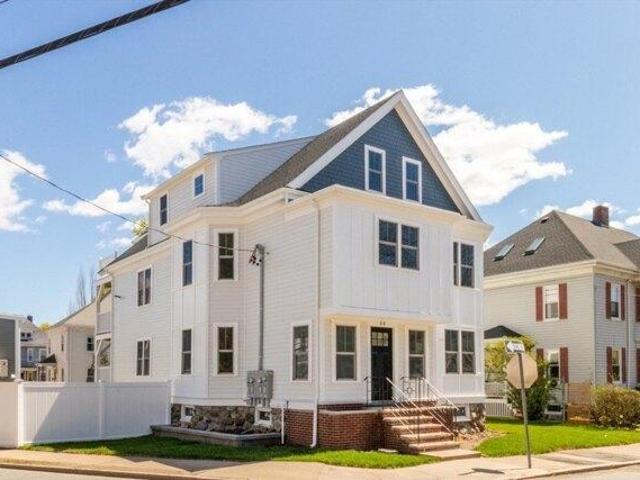 Condo for sale in Waltham, Massachusetts