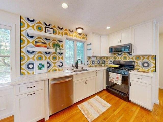 Condo for sale in Waltham, Massachusetts