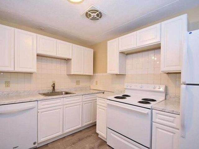 Condo for sale in Waltham, Middlesex County