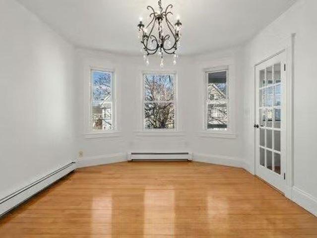 Condo for sale in South Side, Waltham