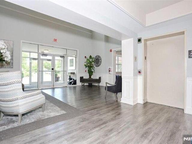 Condo for sale in Wanaque Reserve, Wanaque