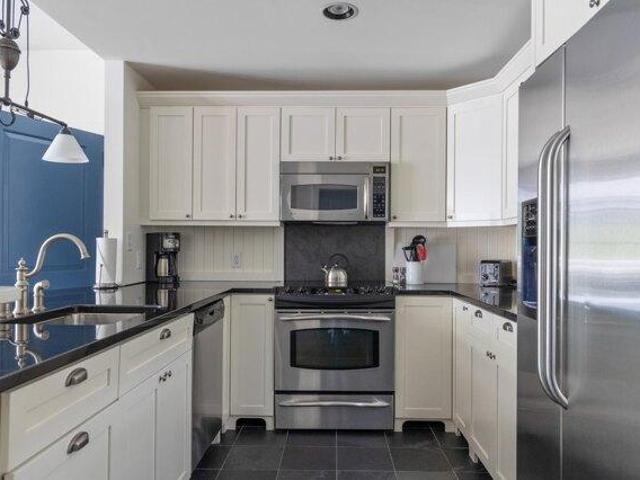 Condo for sale in Sugarbush Village, Warren