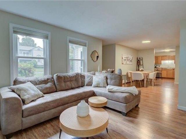 Condo for sale in Kettle Corner, Warwick