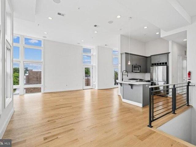 Condo for sale in Washington, Washington DC