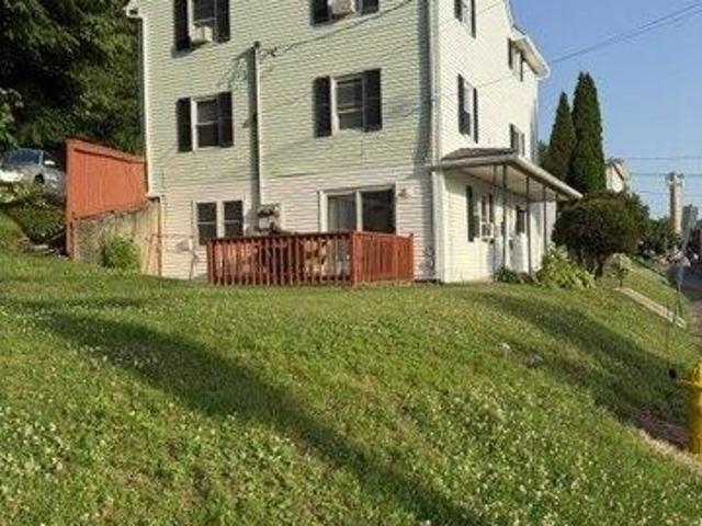 Condo for sale in Oakville, Connecticut