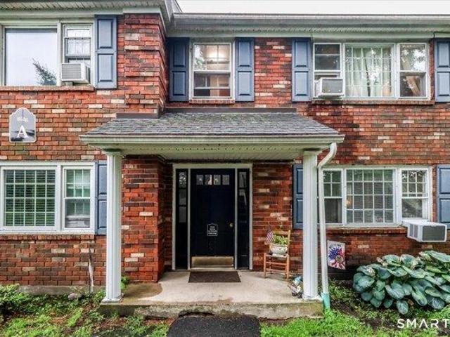 Condo for sale in Oakville, Connecticut