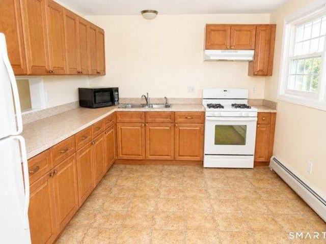 Condo for sale in Watertown, Naugatuck Valley Planning Region