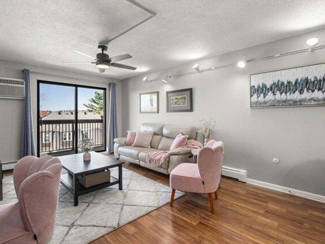 Condo for sale in Watertown, Massachusetts