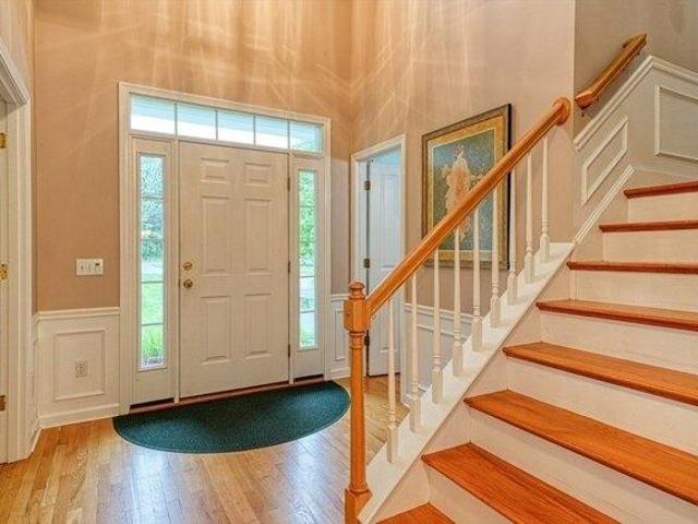 Condo for sale in Wayland