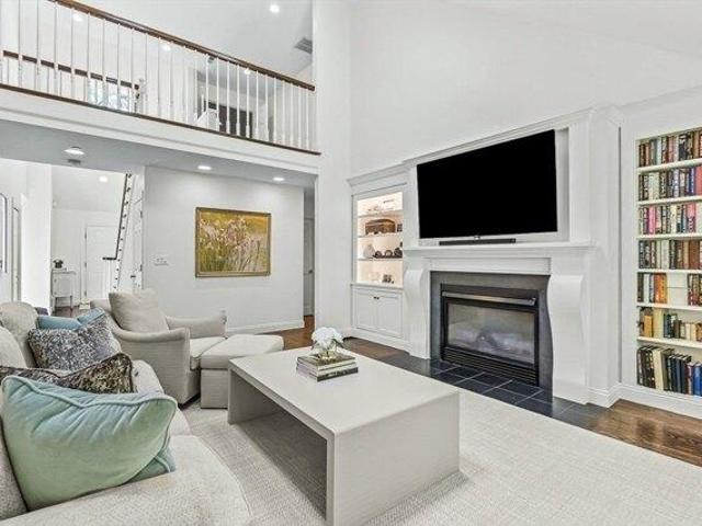 Condo for sale in Wayland, Massachusetts