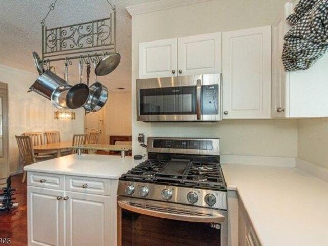 Condo for sale in Wayne, Passaic County