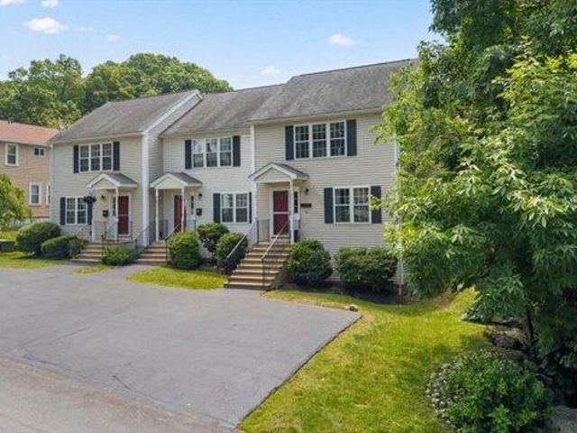 Condo for sale in Webster, Massachusetts