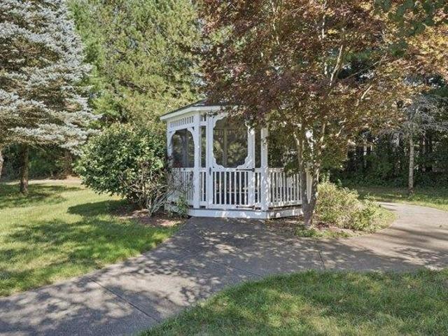 Condo for sale in Webster, Worcester County