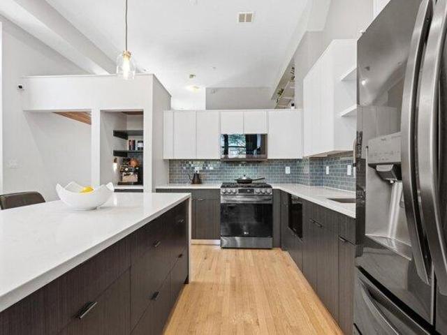 Condo for sale in Hudson, New Jersey