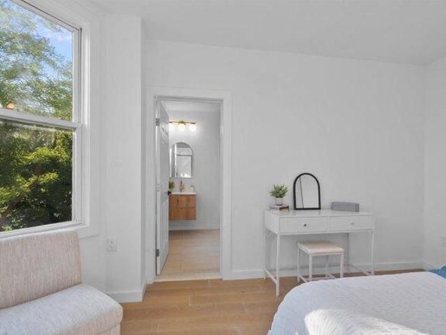 Condo for sale in Hudson, New Jersey