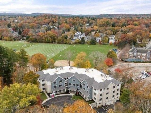 Condo for sale in Wellesley, Massachusetts