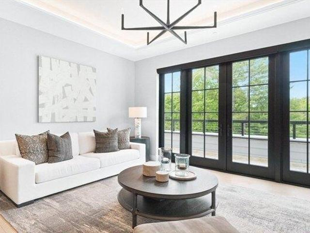 Condo for sale in Wellesley, Massachusetts