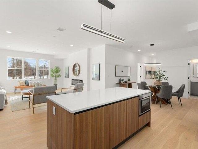 Condo for sale in Wellesley, Massachusetts
