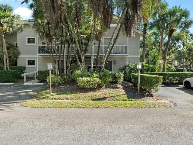 Condo for sale in Wellington