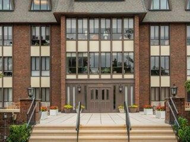 Condo for sale in W Hartford, Connecticut