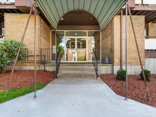 Condo for sale in West Haven, Connecticut