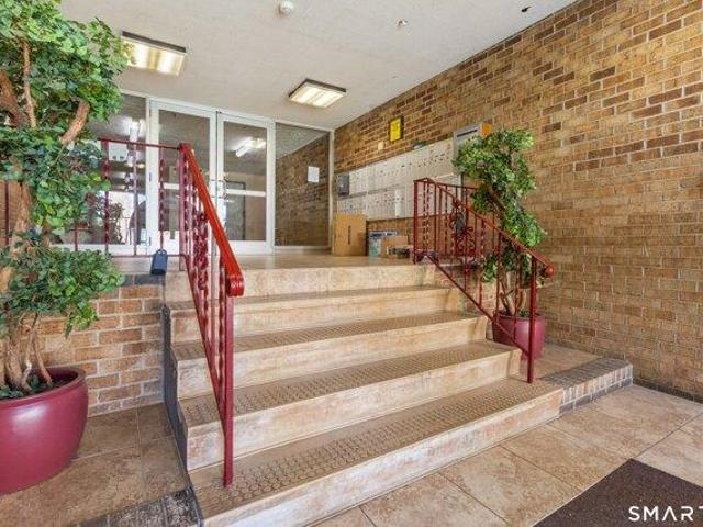 Condo for sale in West Haven, Connecticut