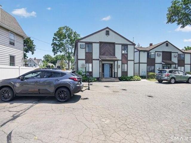 Condo for sale in West Haven, Connecticut