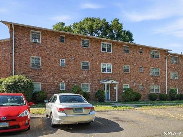 Condo for sale in West Haven, Connecticut