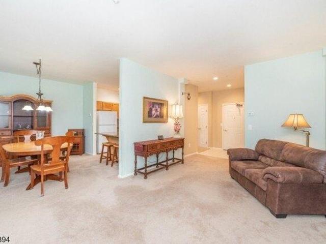 Condo for sale in Passaic, New Jersey