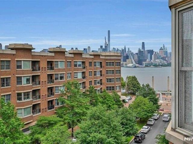 Condo for sale in Hudson, New Jersey