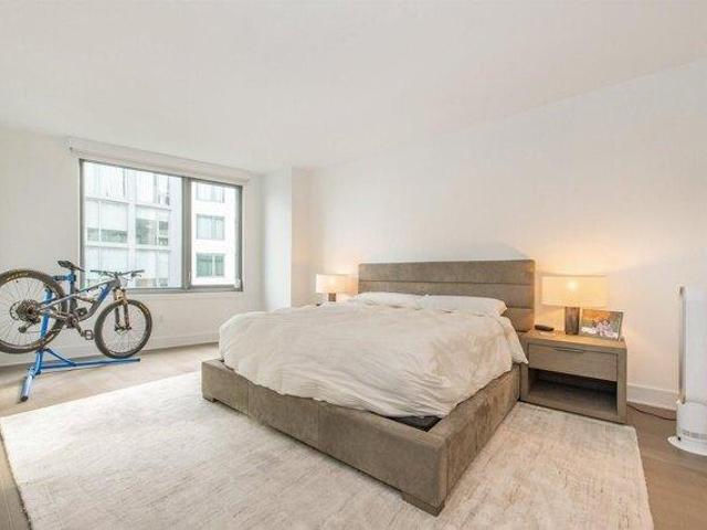 Condo for sale in Hudson, New Jersey