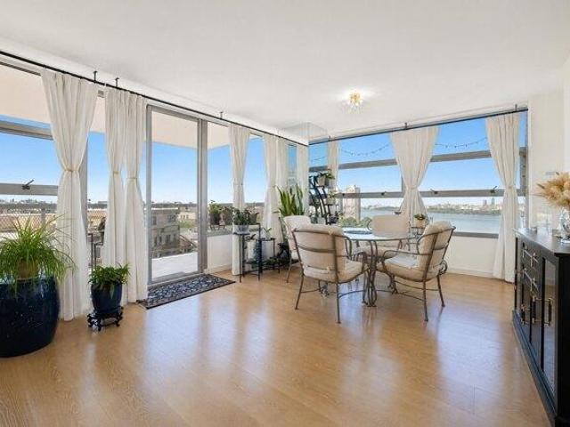 Condo for sale in Hudson, New Jersey