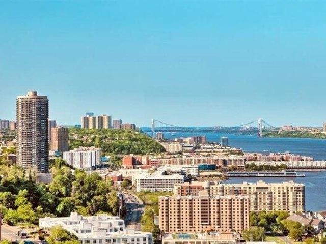 Condo for sale in Hudson, New Jersey