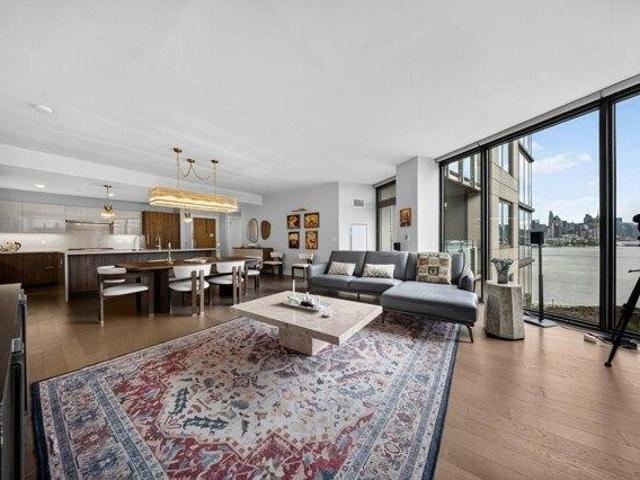 Condo for sale in Hudson, New Jersey