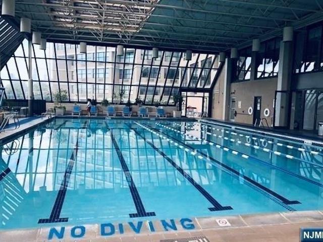 Condo for sale in Hudson, New Jersey