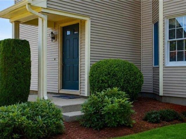 Condo for sale in West Warwick, Rhode Island