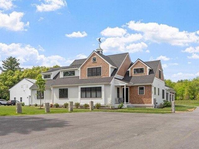 Condo for sale in Westford, Massachusetts