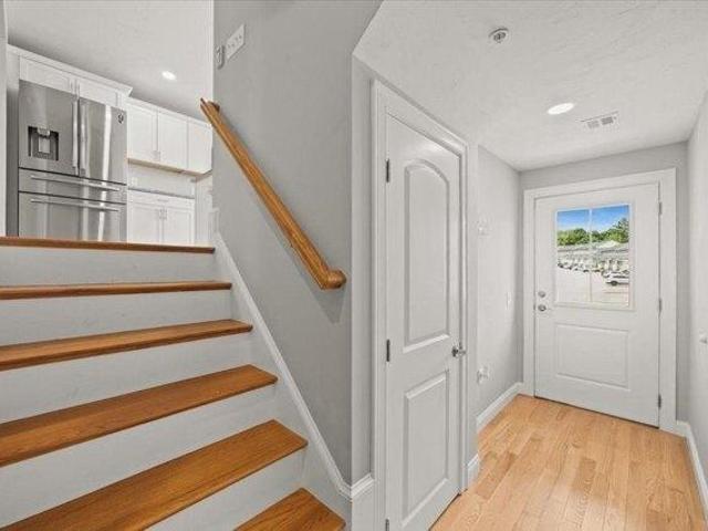 Condo for sale in Whitman, Massachusetts