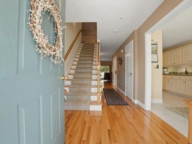 Condo for sale in Whitman, Massachusetts