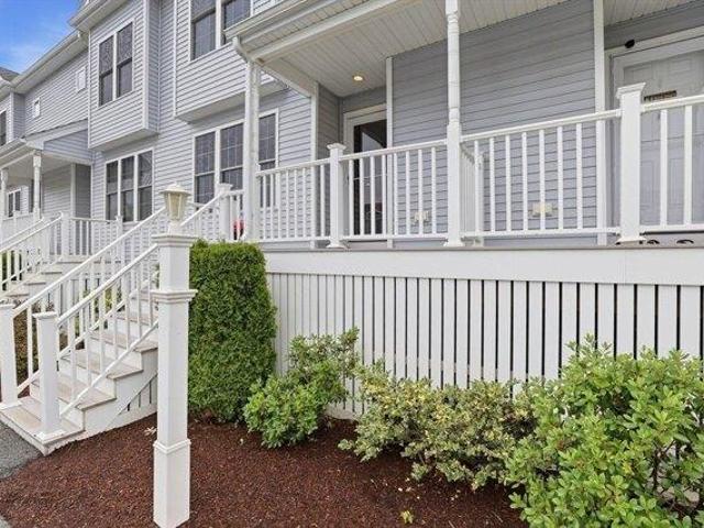 Condo for sale in Whitman, Massachusetts