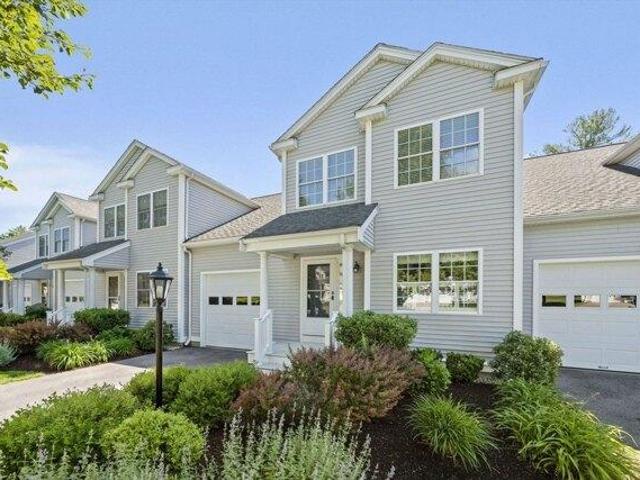 Condo for sale in Whitman, Massachusetts