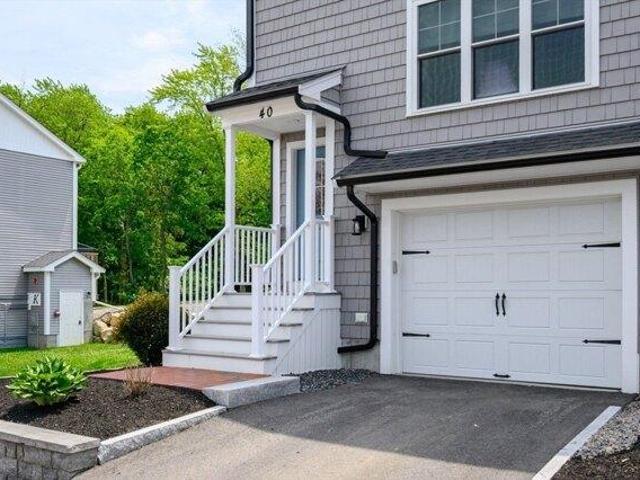 Condo for sale in Whitman, Massachusetts