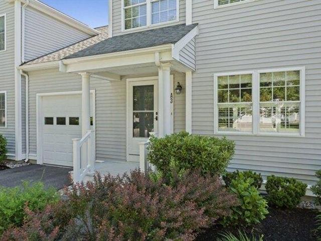 Condo for sale in Whitman, Massachusetts