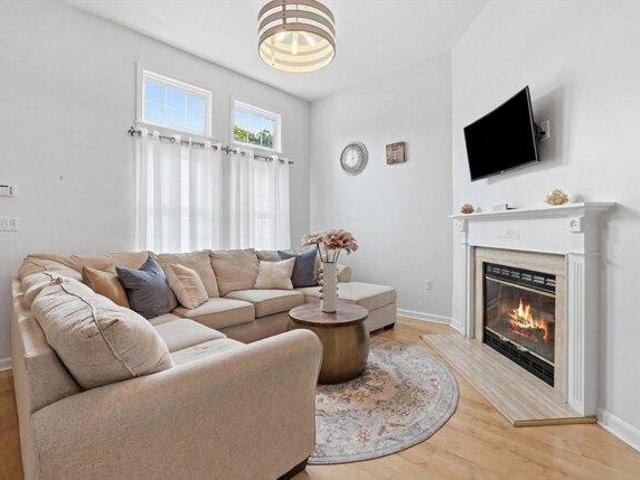 Condo for sale in Whitman, Massachusetts