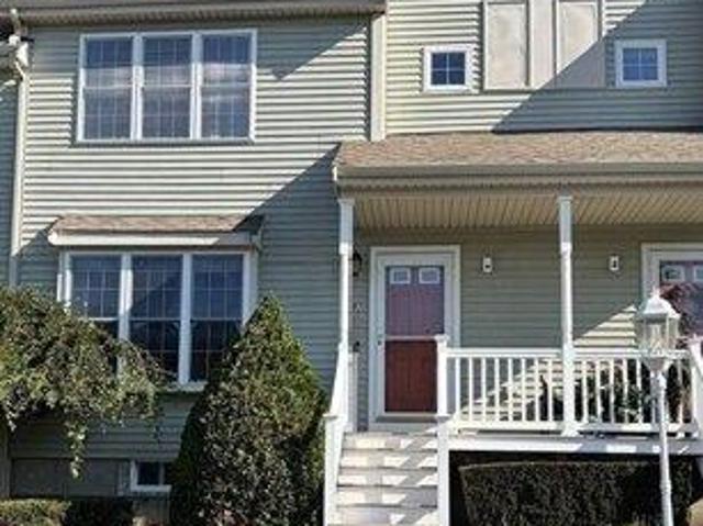 Condo for sale in Whitman, Massachusetts