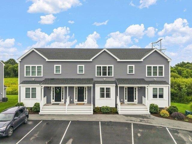 Condo for sale in Whitman, Massachusetts