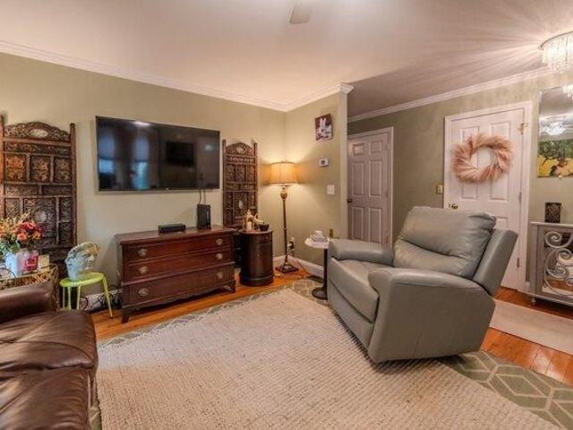 Condo for sale in Whitman, Plymouth County