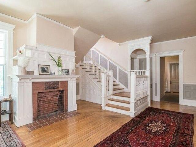 Condo for sale in Williamsburg Center Historic District, Williamsburg