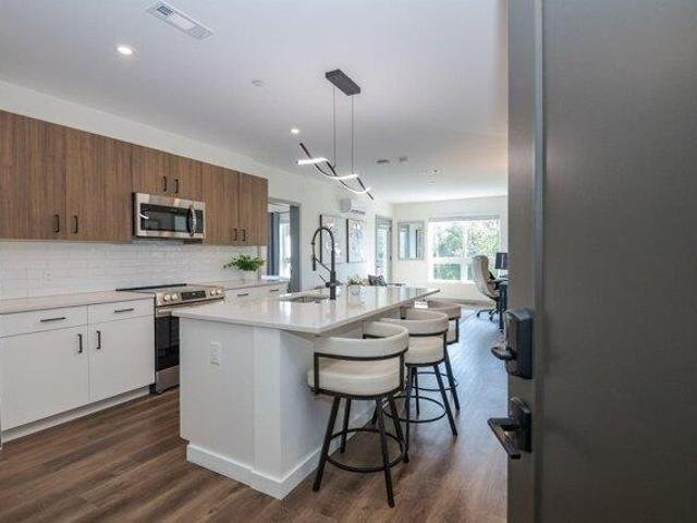 Condo for sale in Wilmington, Middlesex County