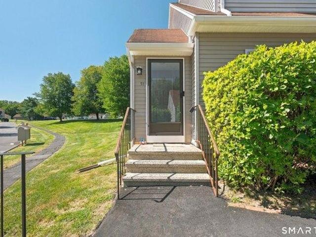 Condo for sale in Windsor Locks, Connecticut